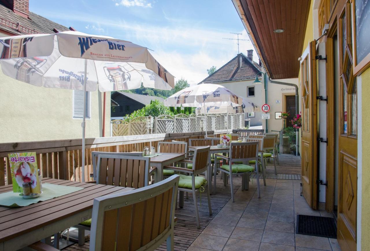 Kirchenwirt Hotel Kaumberg ภายนอก รูปภาพ